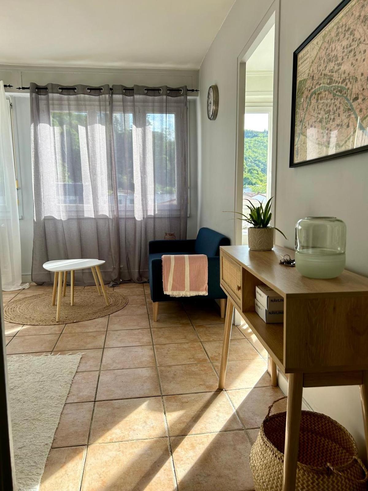 Studio Cosy De 30 M2 Au Coeur Des Thermes Royat Luaran gambar