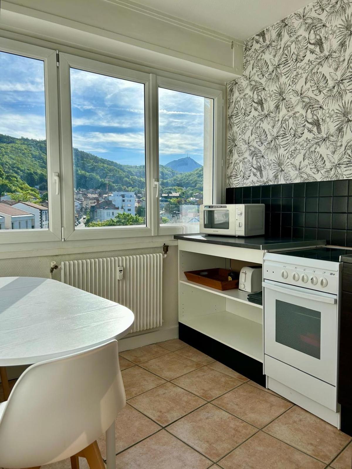 Studio Cosy De 30 M2 Au Coeur Des Thermes Royat Luaran gambar